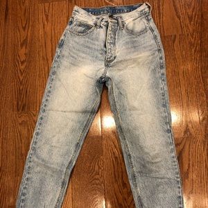 High Waisted Boyfriend Jeans (Levi’s dupe)